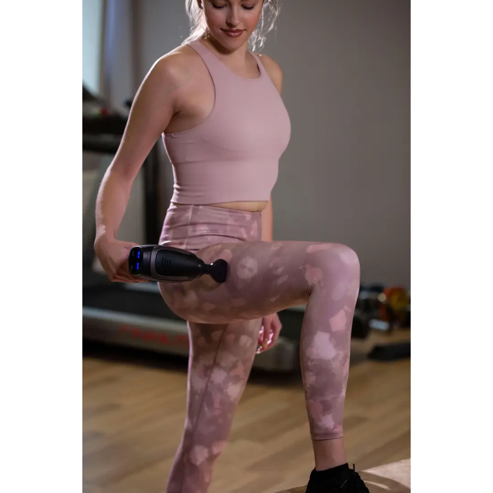 Масажний пістолет для масажу глибоких тканин Qmed Deep Tissue Muscle Massager