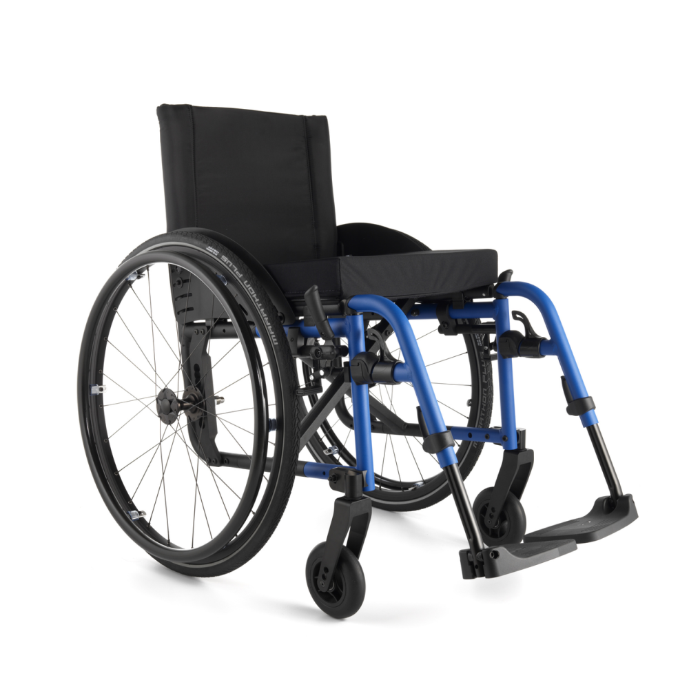 Активное кресло-коляска повышенной надежности и функциональности Invacare Küschall Compact Attract
