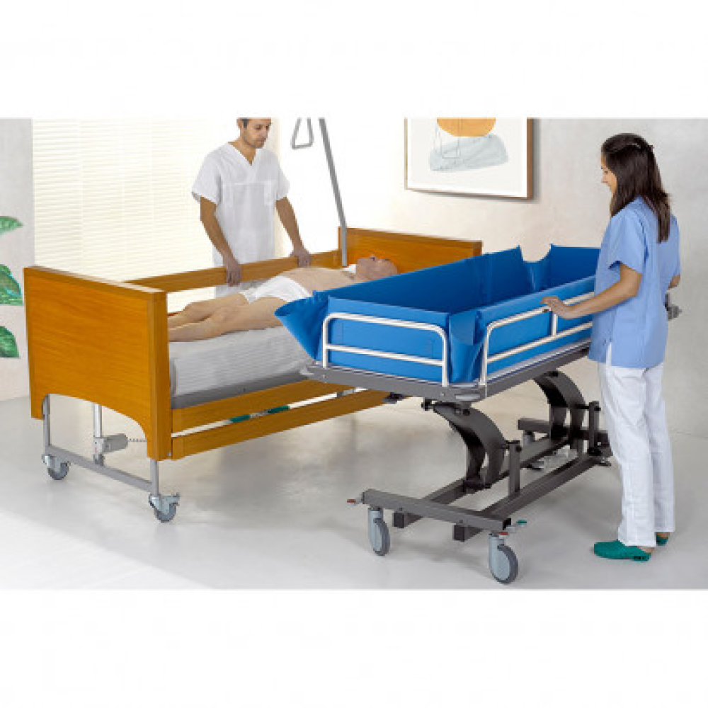 Каталка для мытья лежачих пациентов Shower-Trolley-For-Paediatric-Use