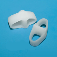 Гелевая кольцевая межпальцевая перегородка FootMate G022