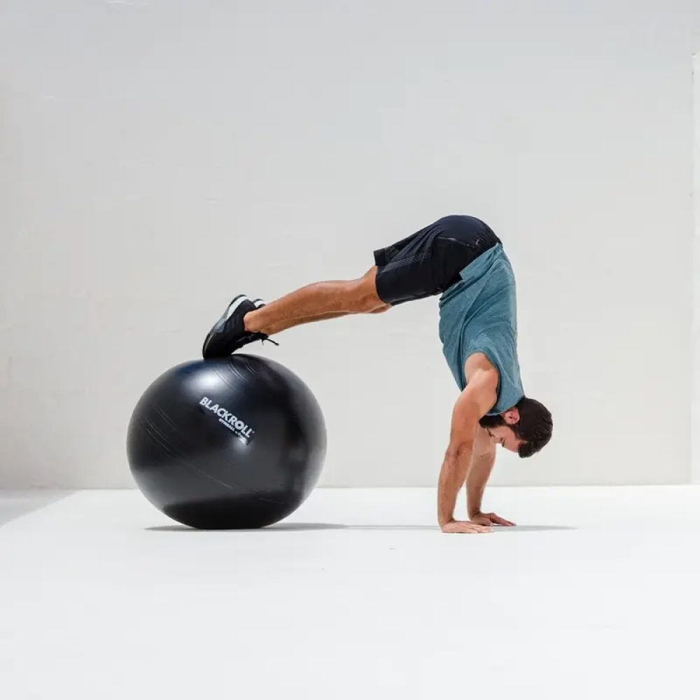 М'яч для фітнесу BlackRoll GymBall 65 см (Чорний)
