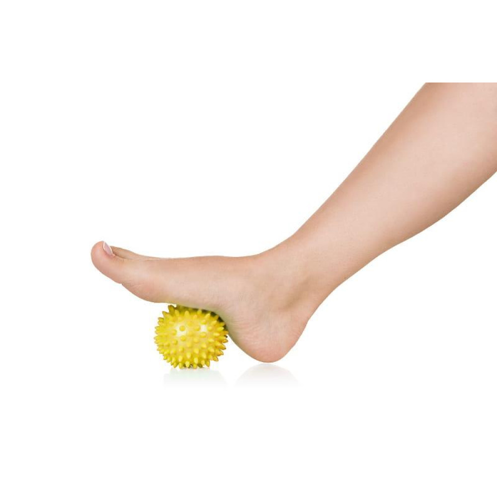 Массажный мяч с шипами 8 см, жёлтый Qmed Massage Balls