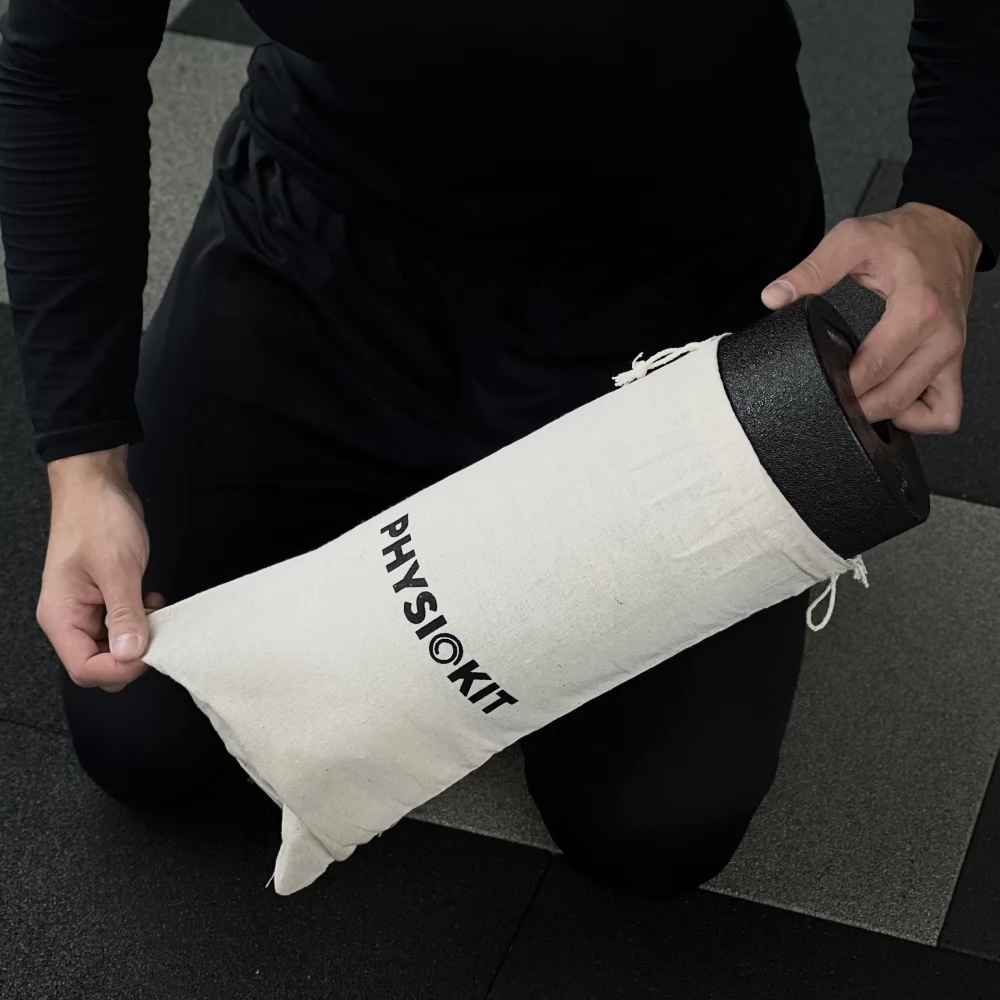 Масажний ролик Physiokit Foam Roller 15x30 см (Черный)