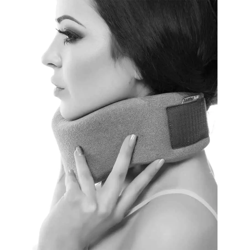 Бандаж на шейный отдел позвоночника для взрослых Soft Cervical Collar Comfort Orthoteh ORT-30202