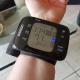 Тонометр автоматический с передачей на смартфон и манжетой на запястье 13,5 -21,5 см Omron RS7 Intelli IT